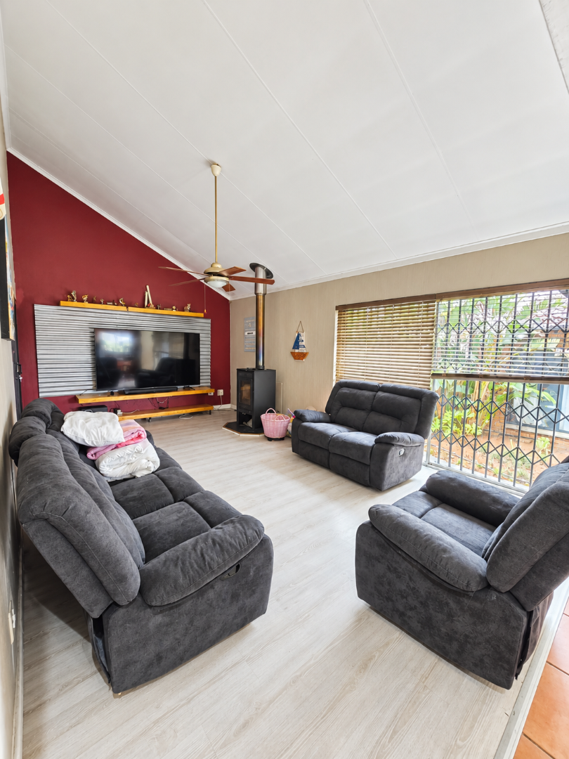 4 Bedroom Property for Sale in Wilkoppies North West